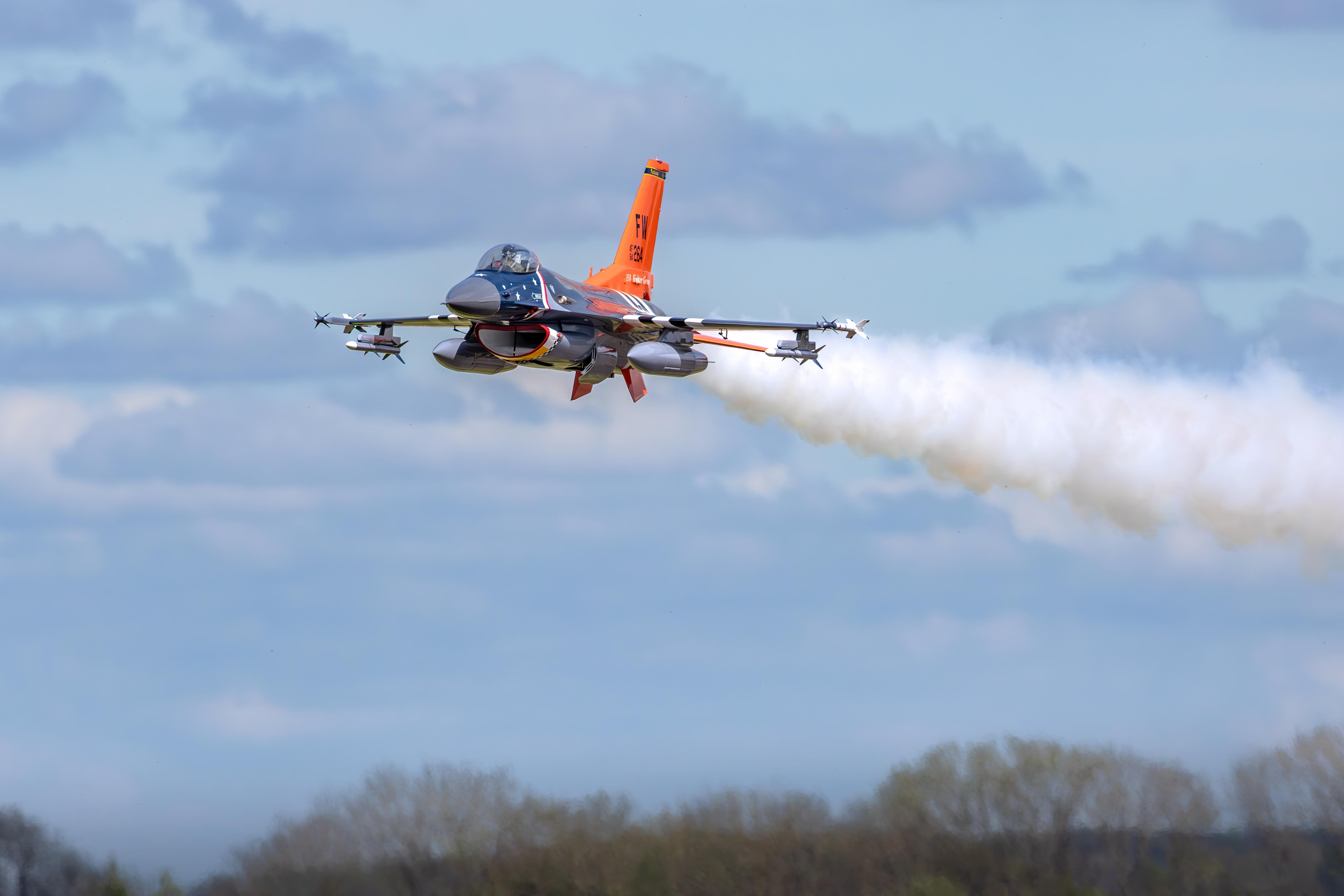 RC Jet in flight